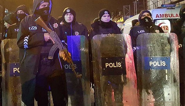Для організаторів теракту в Стамбулі вимагають 13 довічних ув'язнень