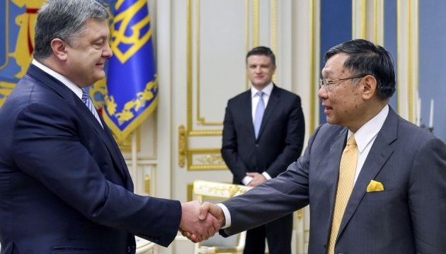 Порошенко сподівається на зростання японських інвестицій в Україну