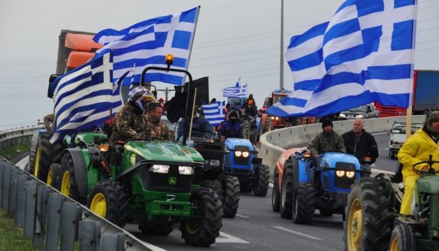 Грецькі фермери погрожують знов блокувати кордон з Болгарією