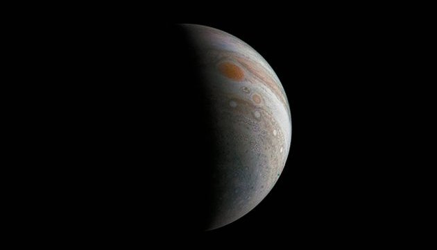 NASA показало новий кольоровий знімок Юпітера