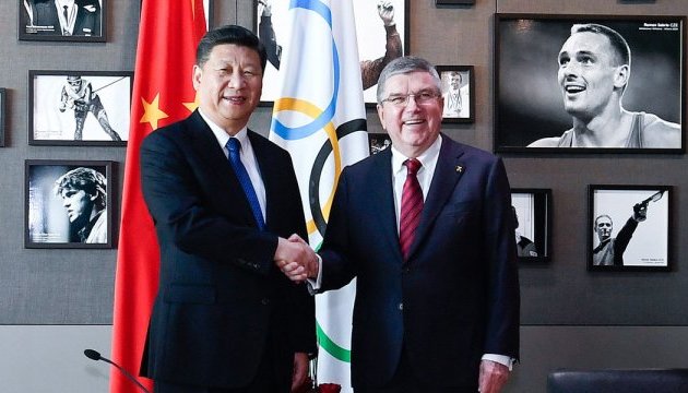 Си Цзиньпин пообещал МОК провести успешную Белую Олимпиаду