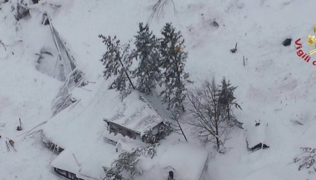 Сходження лавини в Італії: знайшли тіло 17-ї жертви