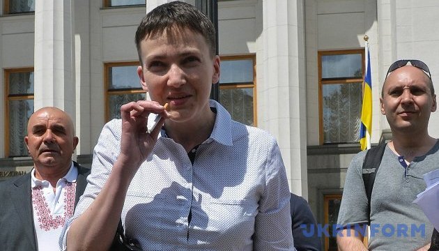Савченко заявила, що відмовляється від депутатської недоторканності 