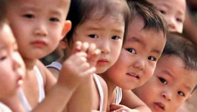 У Китаї фіксують рекордне зростання народжуваності 