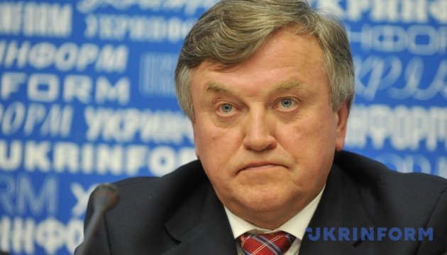 Держкомтелерадіо обіцяє роздержавити ЗМІ до кінця року