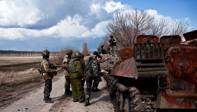 Ein Soldat im Donbass getötet