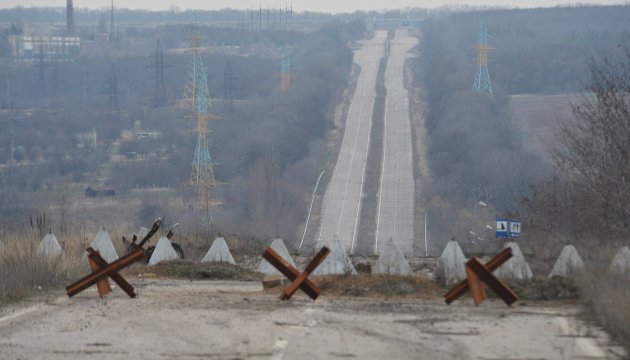 Авдіївка - другу добу без світла, бойовики не припиняють обстріли 