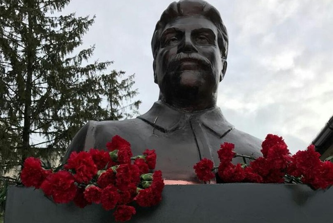 Відкриття пам'ятника Сталіну в Архангельську, 26 грудня 2016 року