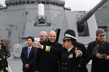 Парубий посетил японскую морскую базу