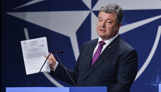 President Poroshenko plans to hold a referendum on NATO membership