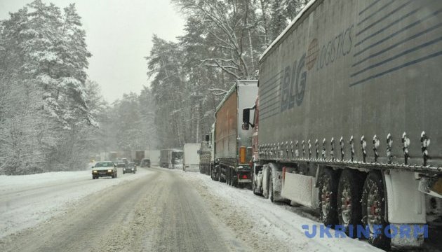 У Києві обмеження на в’їзд вантажівок продовжили до 20.00