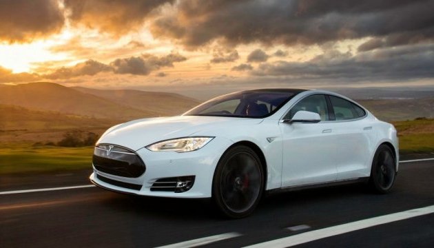 Tesla побила власний світовий рекорд із розгону