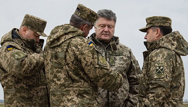 Poroschenko über neue Waffen für Luftstreitkräfte. Video