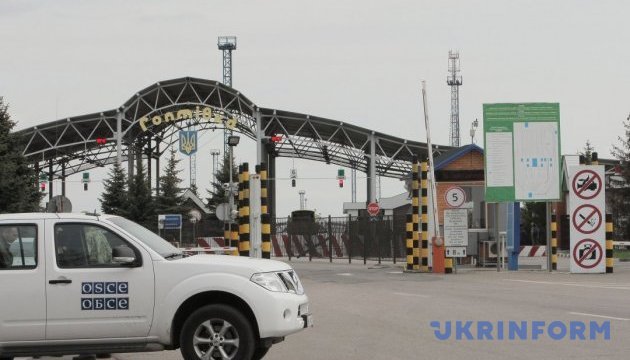 На кордоні з Росією затримали викрадений ретро-автомобіль