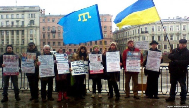 У Петербурзі пройшли пікети на підтримку кримських татар