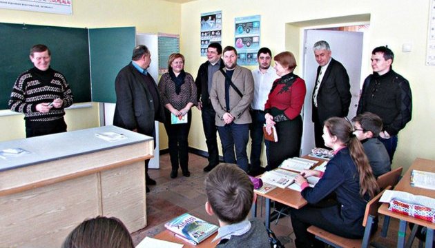 Київрада пропонує батькам самим обирати керівників шкіл і дитсадків Київрада пропонує батькам самим обирати керівників шкіл і дитсадків