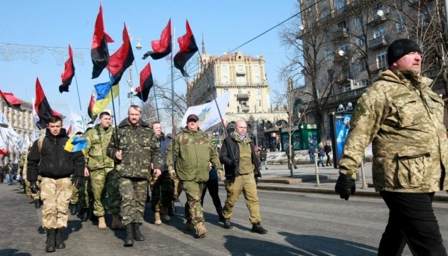 На Хрещатику проходить марш ветеранів АТО