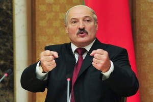 Бацька здоровий! Але хто замінить Лукашенка?