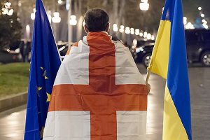 Известные грузины поздравляют Украину с Днем Независимости