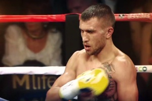 Lomachenko gets WBO Fighter of the Year award