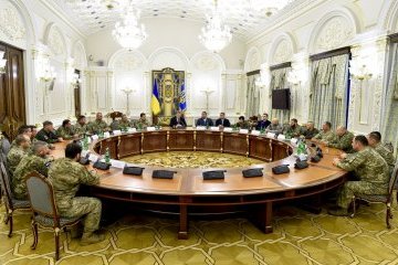 Президент нагородив добровольців орденами й медалями