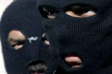 У Дніпрі молодики у балаклавах побили двох громадських активістів