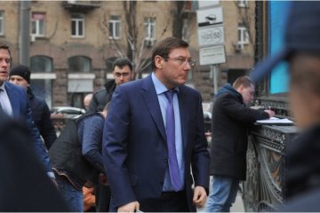 Луценко видит неплохие перспективы расследования убийства Вороненкова