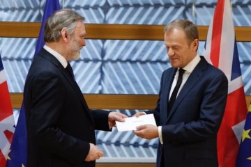 Британия официально запустила Brexit