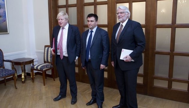 El ministro Klimkin agradece al Reino Unido y Polonia por su ayuda práctica