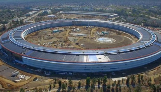 Apple показала будівництво нової штаб-квартири в Каліфорнії