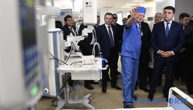 Гройсман відкрив надсучасне реанімаційне відділення у Вінницькій лікарні