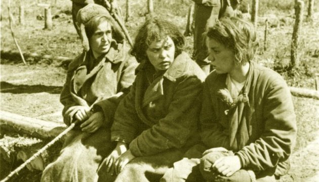 «Совок», ГУЛАГ, чекисты - вот ассоциации с 8 Марта «Совок», ГУЛАГ, чекисты - вот ассоциации с 8 Марта