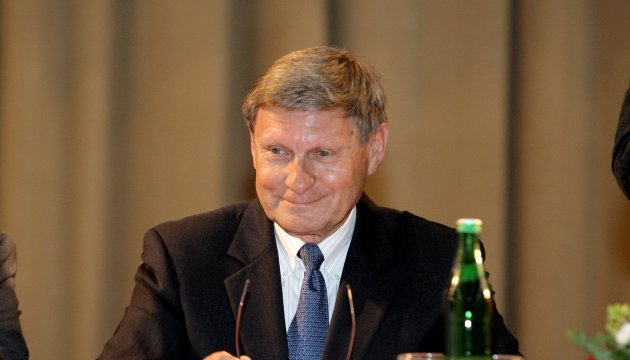 Balcerowicz llama los principales logros de Ucrania