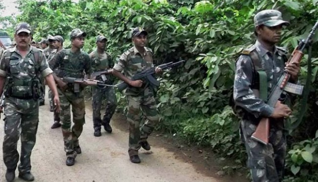 В Індії бойовики влаштували засідку поліції: 12 правоохоронців загинули