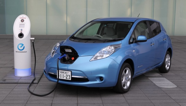 Nissan планує до 2030 року продавати Європі лише електромобілі