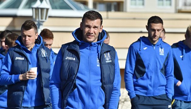 Футбольна збірна України завра вирушить з Австрії до Загреба