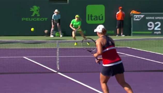 WTA: кращі розіграші другого дня тенісного турніру в Маямі