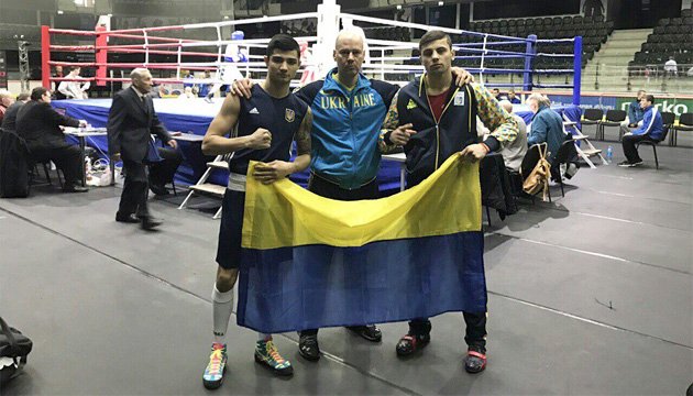 Boxeadores ucranianos ganan medallas en el torneo internacional en Estonia. Fotos