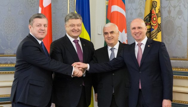 President Poroshenko, heads of governments of GUAM member states discuss economic and security cooperation 