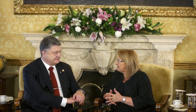 Ukrainian President Poroshenko, President of Malta discuss investment cooperation 