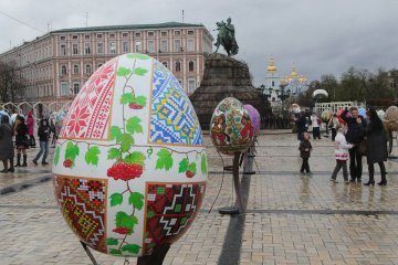 Писанку, що зникла з Софійської площі, знайшли