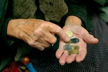Осучаснення пенсій: Гройсман сказав, як зростуть виплати з жовтня