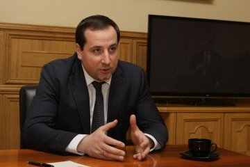 Уряду необхідна успішна комунікація з громадськістю — Саєнко