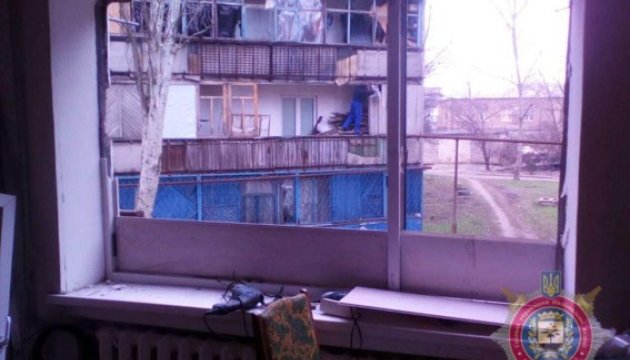 Поліція показала зруйновані артилерією бойовиків будинки в Красногорівці