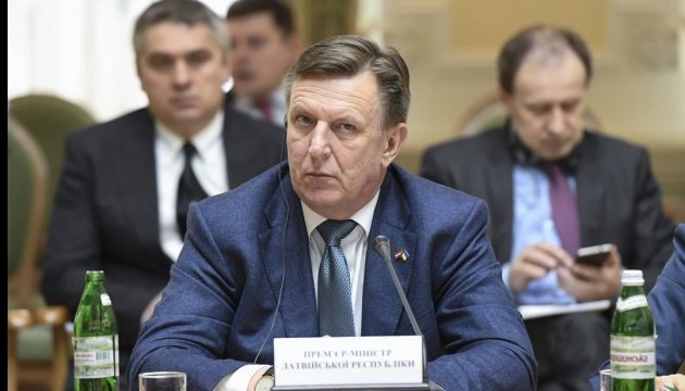 Латвійські бізнесмени хочуть працювати в Україні - прем'єр Кучінскіс