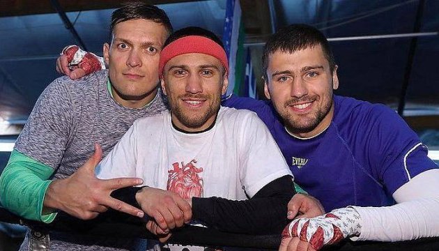 Порошенко привітав українських боксерів із перемогою