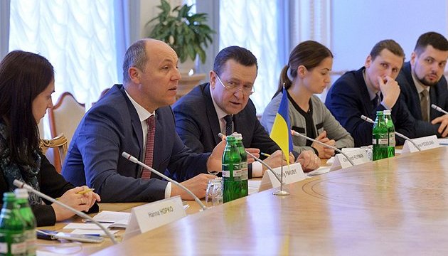 Звернення про загрозу від РФ відкрите для всіх парламентів - Парубій 