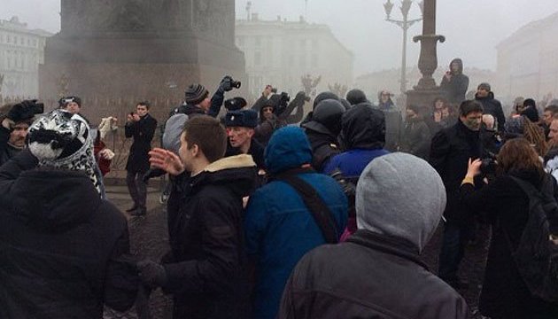 У Санкт-Петербурзі затримали півсотні учасників акції 