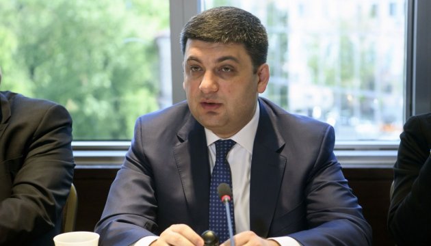 Regierungschef Hrojsman über Auseinandersetzungen in Dnipro: „Tituschki“ gehören hinter Gitter
