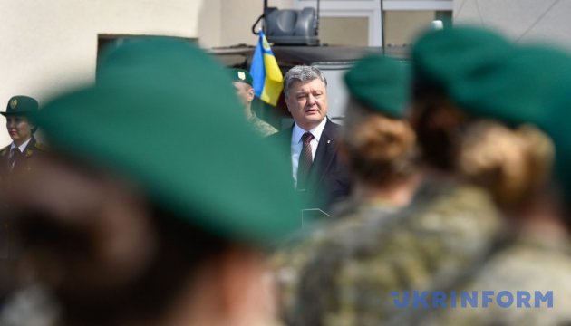 Суд над Януковичем розпочнеться 4 травня, докази неспростовні – Порошенко